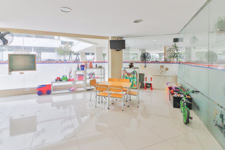 Apartamento para alugar com 55m², 2 quartos e 1 vaga Apartamento para alugar com 55m², 2 quartos e 1 vagaEspaço de Jogos