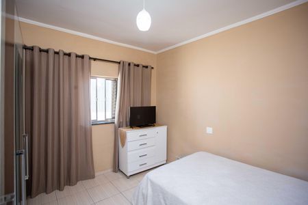 Casa à venda com 125m², 2 quartos e 2 vagasQuarto 