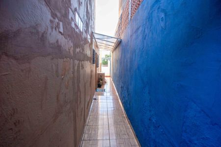 Casa à venda com 125m², 2 quartos e 2 vagasCorredor