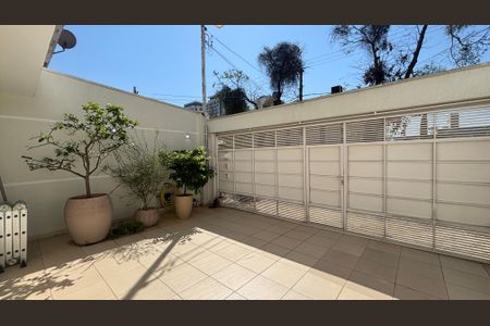 Casa à venda com 160m², 4 quartos e 3 vagasGaragem
