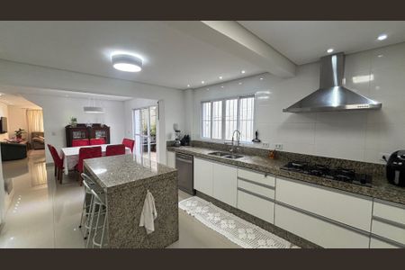 Casa à venda com 160m², 4 quartos e 3 vagasCozinha