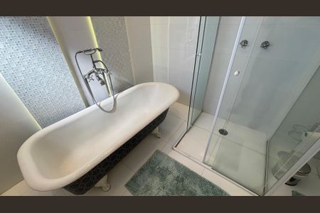 Casa à venda com 160m², 4 quartos e 3 vagasBanheiro da Suíte 1