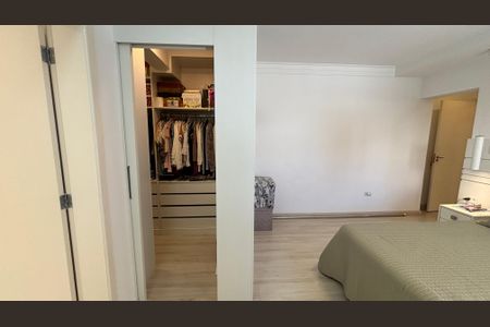 Casa à venda com 160m², 4 quartos e 3 vagasSuíte 1