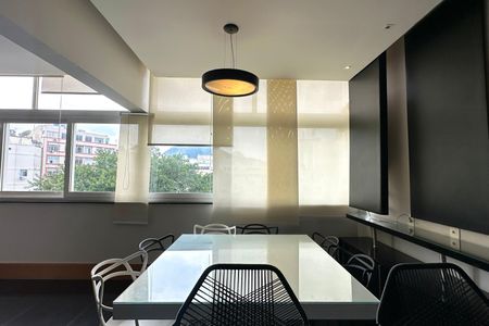 Apartamento à venda com 129m², 3 quartos e sem vagaCozinha