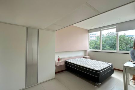 Apartamento à venda com 129m², 3 quartos e sem vagaSuíte