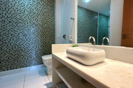 Apartamento à venda com 129m², 3 quartos e sem vagaBanheiro Social 02