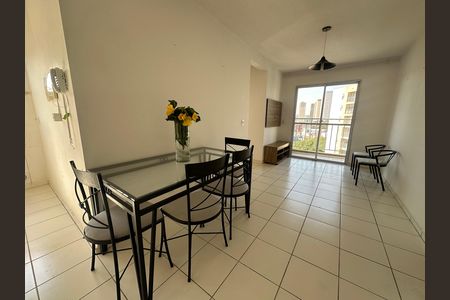 Apartamento para alugar com 65m², 3 quartos e 1 vaga Apartamento para alugar com 65m², 3 quartos e 1 vagaSala