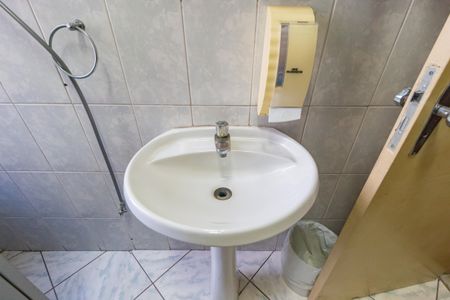Apartamento para alugar com 50m², 1 quarto e sem vagaDetalhe - Banheiro