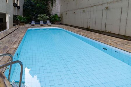 Apartamento à venda com 60m², 1 quarto e 1 vaga Apartamento à venda com 60m², 1 quarto e 1 vagaÁrea comum - Piscina