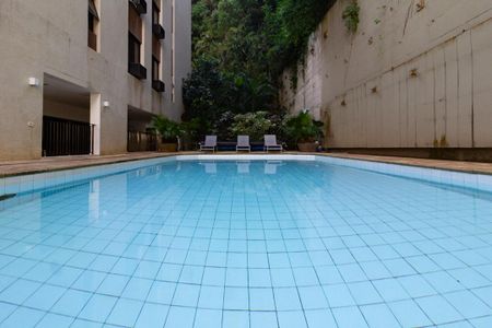 Apartamento à venda com 60m², 1 quarto e 1 vaga Apartamento à venda com 60m², 1 quarto e 1 vagaÁrea comum - Piscina
