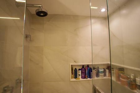 Apartamento à venda com 166m², 3 quartos e 2 vagasBanheiro da Suíte 2