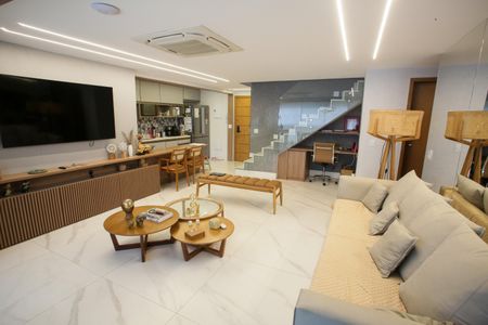 Apartamento à venda com 166m², 3 quartos e 2 vagasSala