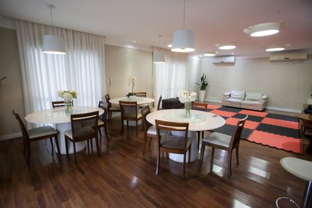 Apartamento à venda com 166m², 3 quartos e 2 vagasÁrea comum