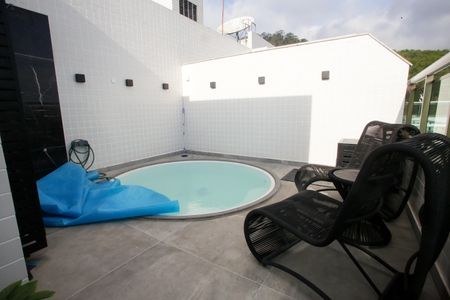 Apartamento à venda com 166m², 3 quartos e 2 vagasCobertura