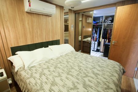 Apartamento à venda com 166m², 3 quartos e 2 vagasSuíte 2