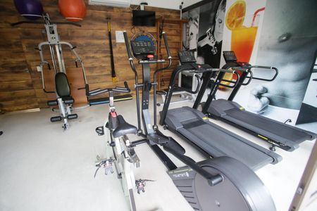 Apartamento à venda com 166m², 3 quartos e 2 vagasÁrea comum - Academia