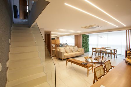 Apartamento à venda com 166m², 3 quartos e 2 vagasSala