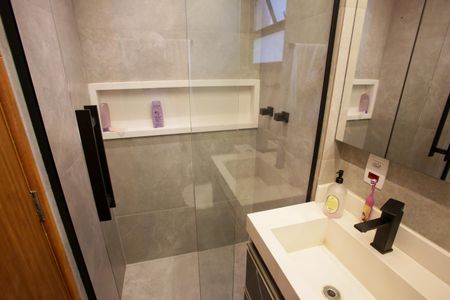 Apartamento à venda com 166m², 3 quartos e 2 vagasLavabo da Sala de TV