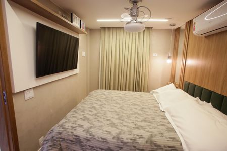 Apartamento à venda com 166m², 3 quartos e 2 vagasSuíte 2