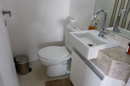 Apartamento para alugar com 120m², 2 quartos e 2 vagasLavabo