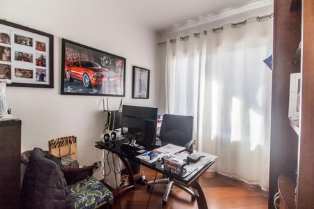 Apartamento à venda com 450m², 4 quartos e 6 vagasEscritório