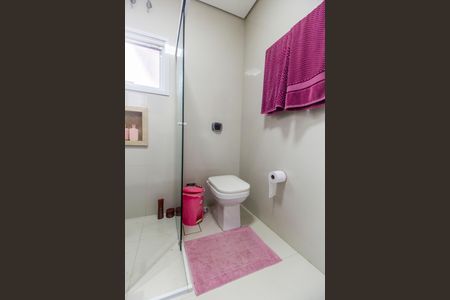 Apartamento à venda com 450m², 4 quartos e 6 vagasBanheiro da Suíte 2