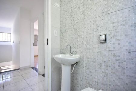 Casa para alugar com 72m², 2 quartos e 1 vagaBanheiro