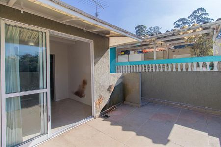 Casa à venda com 102m², 2 quartos e 1 vaga