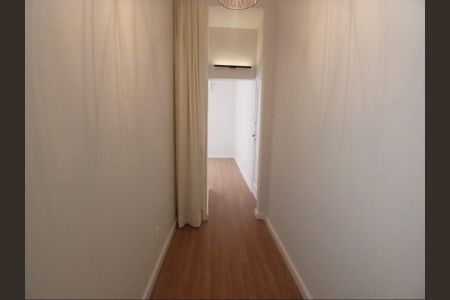Apartamento à venda com 44m², 1 quarto e sem vaga