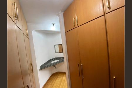 Casa à venda com 387m², 7 quartos e 3 vagas