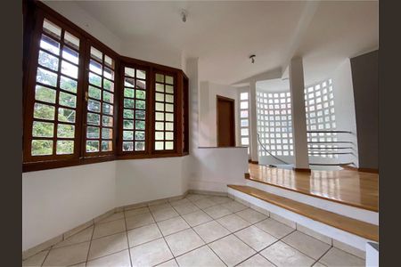 Casa à venda com 387m², 7 quartos e 3 vagas