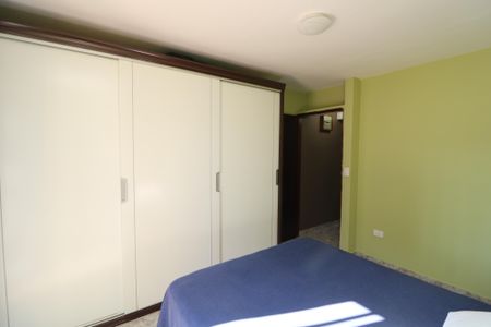 Casa à venda com 140m², 2 quartos e 2 vagasQuarto