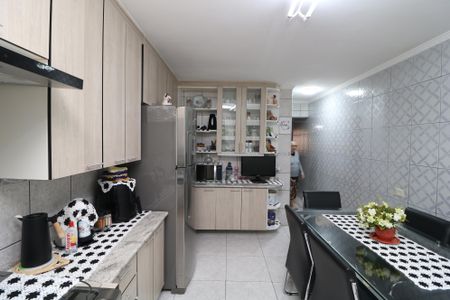 Casa à venda com 140m², 2 quartos e 2 vagasCozinha