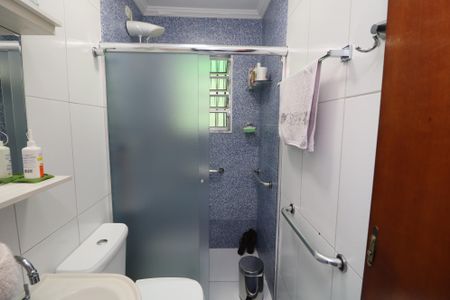 Casa à venda com 140m², 2 quartos e 2 vagasBanheiro