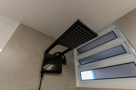 Studio para alugar com 30m², 1 quarto e sem vaga Studio para alugar com 30m², 1 quarto e sem vagaBanheiro Social