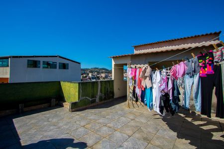 Casa à venda com 209m², 3 quartos e 2 vagas Casa à venda com 209m², 3 quartos e 2 vagasÁrea externa