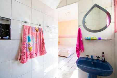 Casa à venda com 209m², 3 quartos e 2 vagas Casa à venda com 209m², 3 quartos e 2 vagasBanheiro da Suíte 1