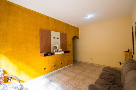 Casa à venda com 209m², 3 quartos e 2 vagas Casa à venda com 209m², 3 quartos e 2 vagasSala