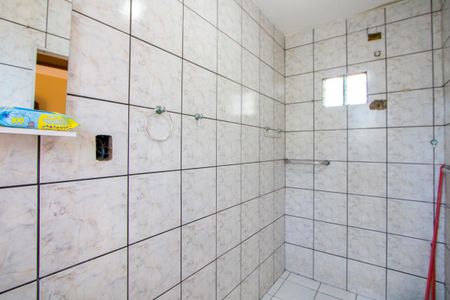 Casa à venda com 209m², 3 quartos e 2 vagas Casa à venda com 209m², 3 quartos e 2 vagasBanheiro da Suíte 2