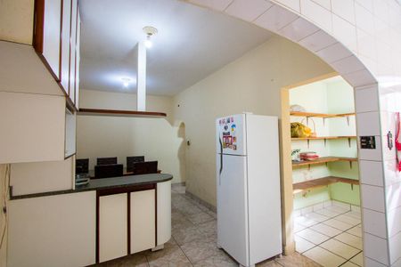 Casa à venda com 209m², 3 quartos e 2 vagas Casa à venda com 209m², 3 quartos e 2 vagasCozinha