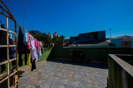 Casa à venda com 209m², 3 quartos e 2 vagas Casa à venda com 209m², 3 quartos e 2 vagasÁrea externa