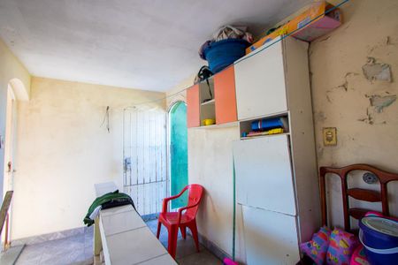 Casa à venda com 209m², 3 quartos e 2 vagas Casa à venda com 209m², 3 quartos e 2 vagasÁrea de serviço