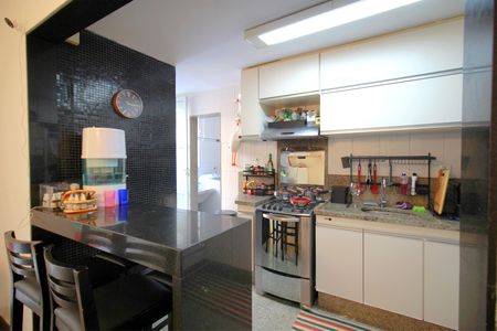 Apartamento à venda com 157m², 3 quartos e 2 vagasBancada da Cozinha
