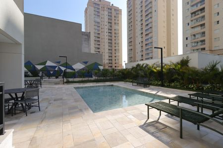 Apartamento para alugar com 93m², 3 quartos e 2 vagasÁrea Comum - Piscina