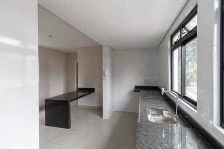 Apartamento à venda com 65m², 2 quartos e 2 vagasCozinha e Área de Serviço