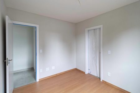 Apartamento à venda com 65m², 2 quartos e 2 vagasSuíte 1