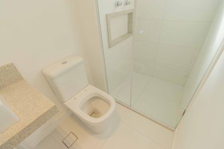 Apartamento à venda com 81m², 2 quartos e 1 vagaBanheiro da Suíte 1