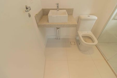 Apartamento à venda com 81m², 2 quartos e 1 vagaBanheiro da Suíte 2