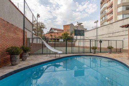 Apartamento à venda com 169m², 4 quartos e 2 vagasÁrea comum - Piscina