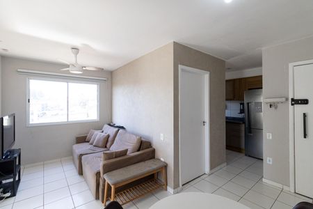 Apartamento à venda com 47m², 2 quartos e sem vaga Apartamento à venda com 47m², 2 quartos e sem vagaSala